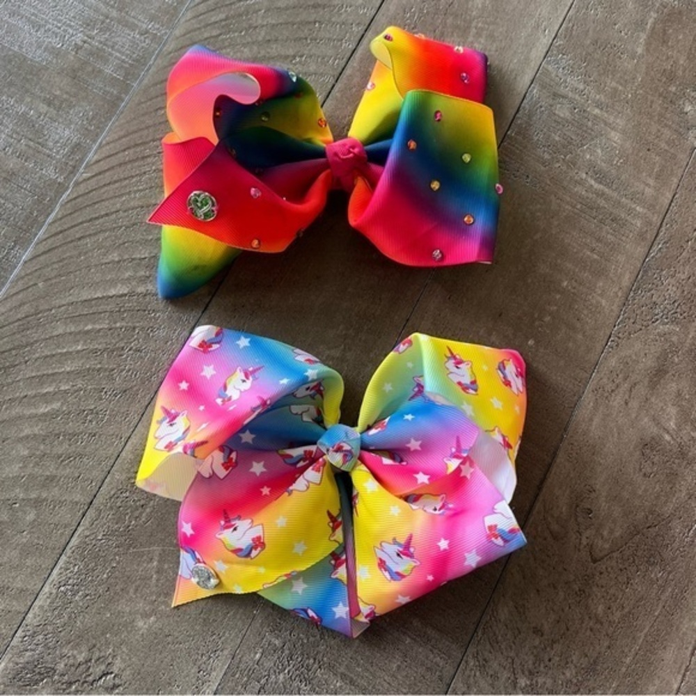 Jojo Siwa 2 Large Classic Rainbow/Unicorn Jojo Bows